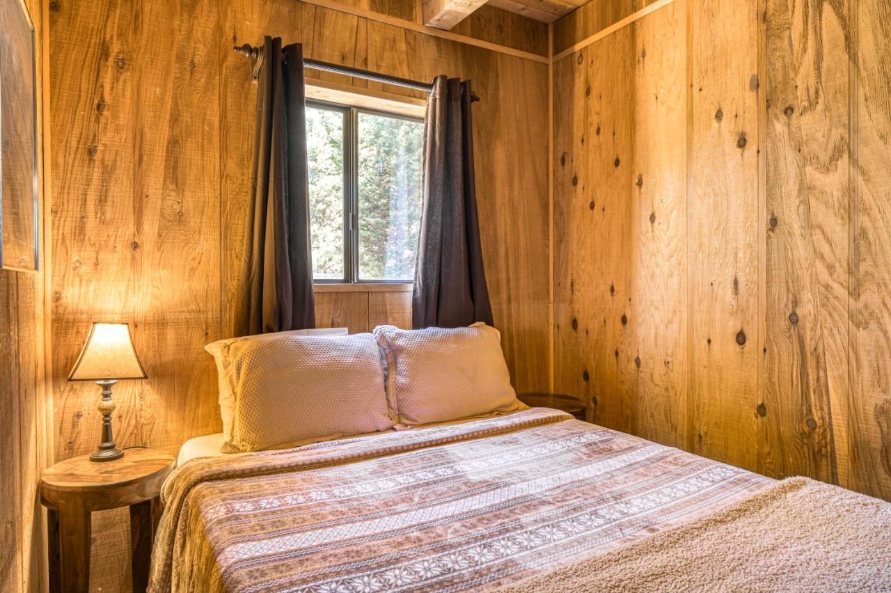 Beaver Pond Chalet タオス・スキー・バレー エクステリア 写真