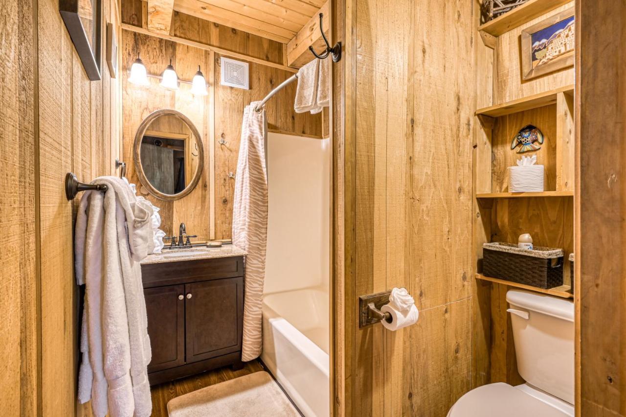 Beaver Pond Chalet タオス・スキー・バレー エクステリア 写真