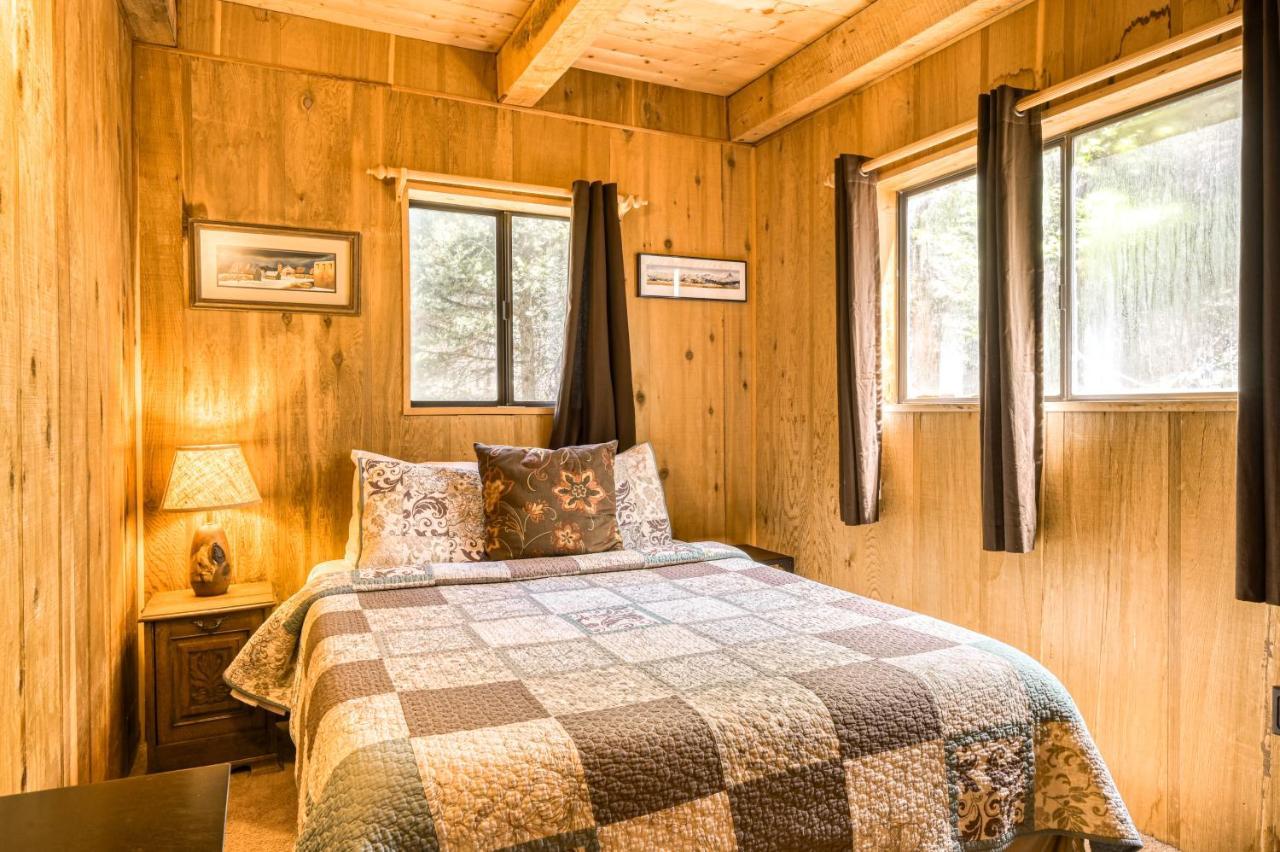 Beaver Pond Chalet タオス・スキー・バレー エクステリア 写真