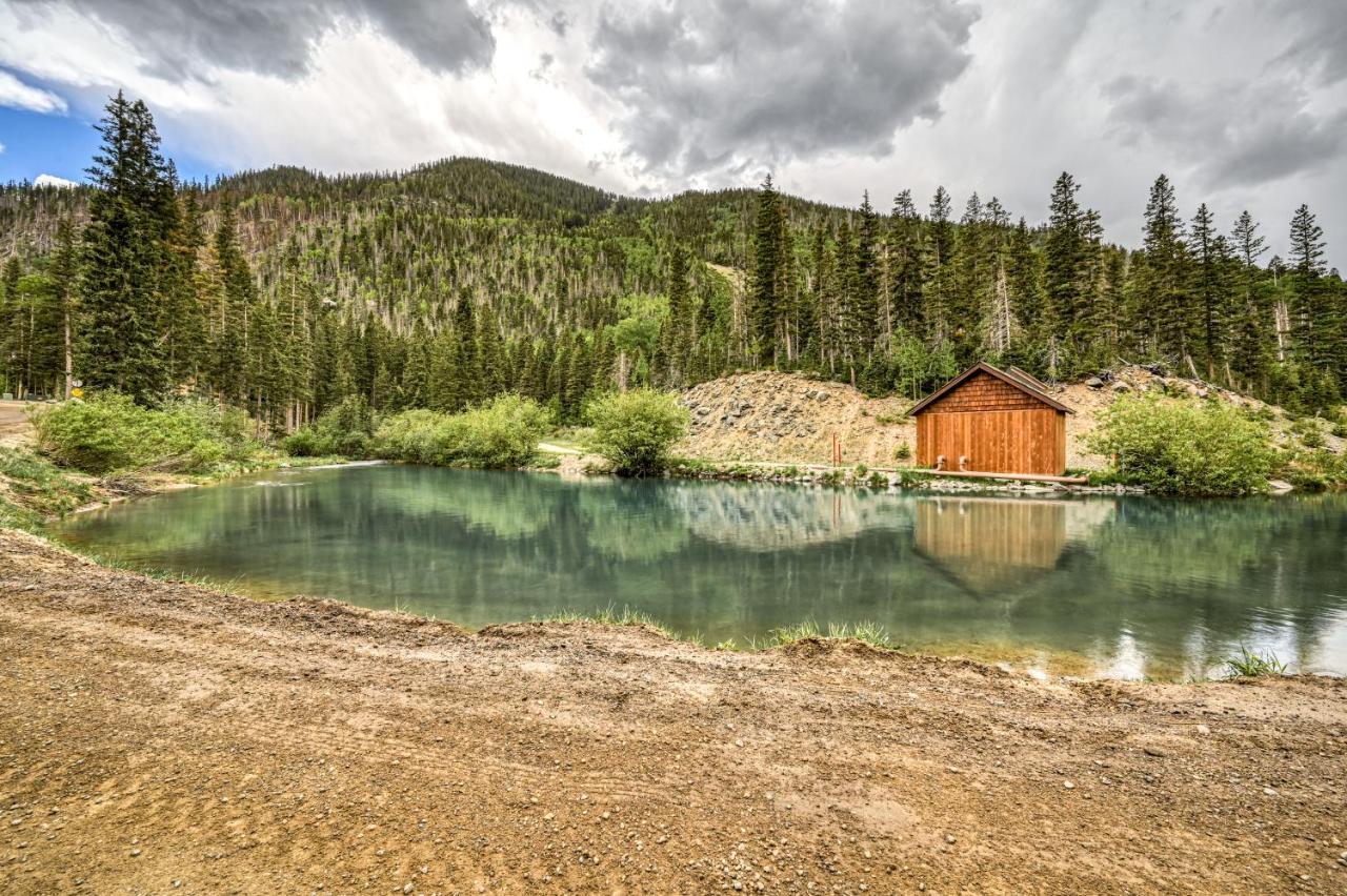 Beaver Pond Chalet タオス・スキー・バレー エクステリア 写真