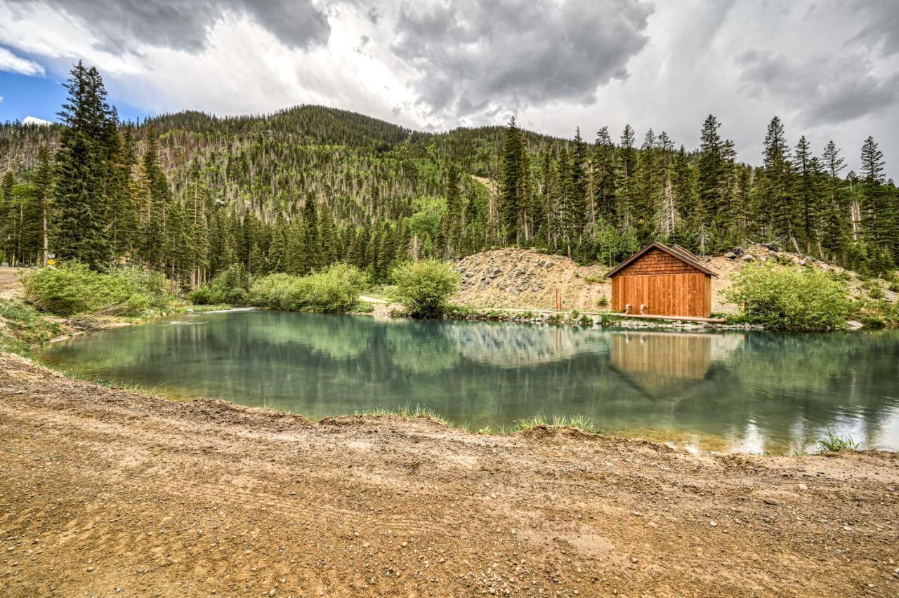 タオス・スキー・バレー Beaver Pond Chaletヴィラ エクステリア 写真